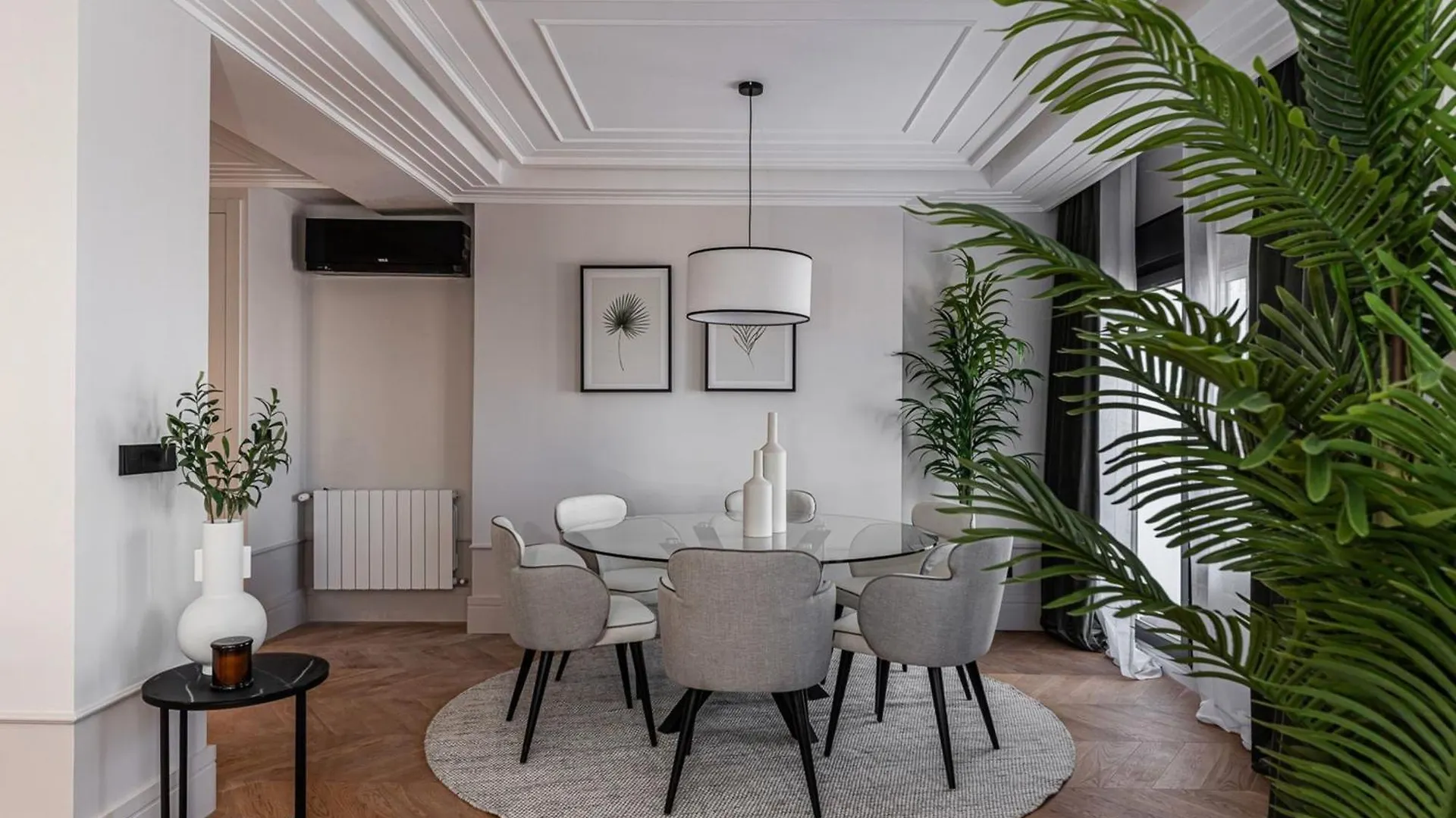 Elegant Manor Staycation Escape Řím