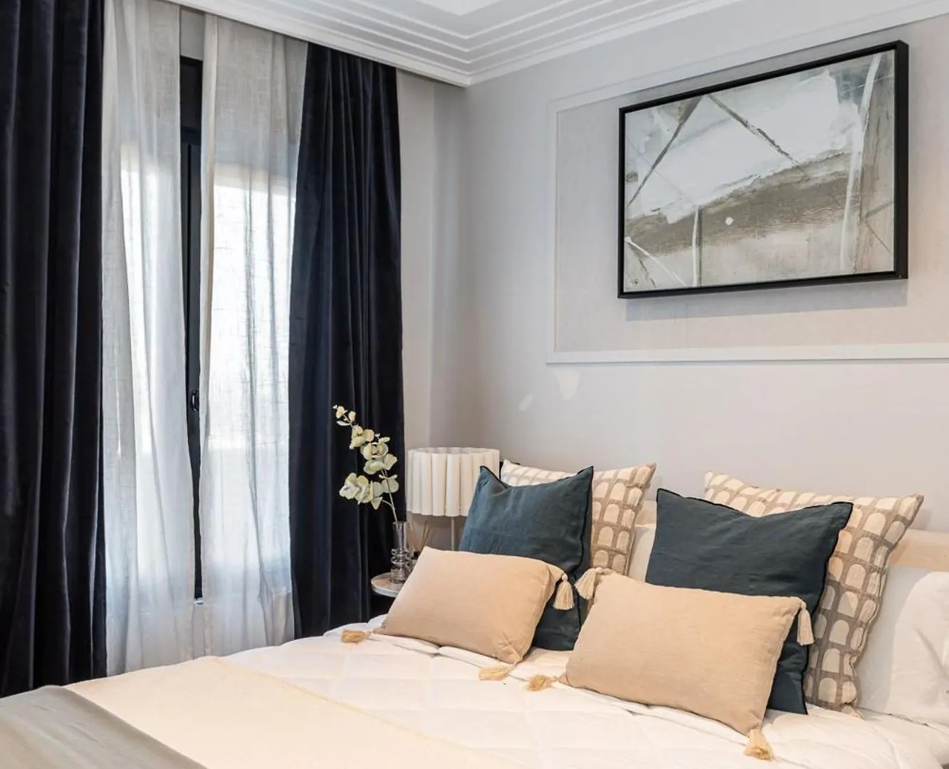 Elegant Manor Staycation Escape Rome Apartment